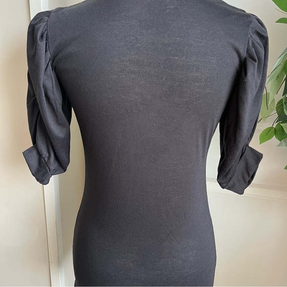 Mandee Pleated Half Sleeves Turtleneck Top Black Sz M - Picture 13 of 16